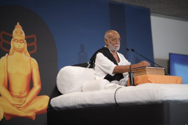 मोरारी बापू के संयुक्त राष्ट्र मे शुरू नौ दिवसीय राम कथा का समापन